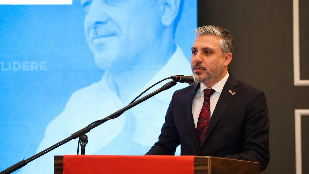 AK Partili Kayacan'dan Balçova Belediyesi'ne kış ortasında yapılan 800 bin liralık sinek ilacı tepkisi!