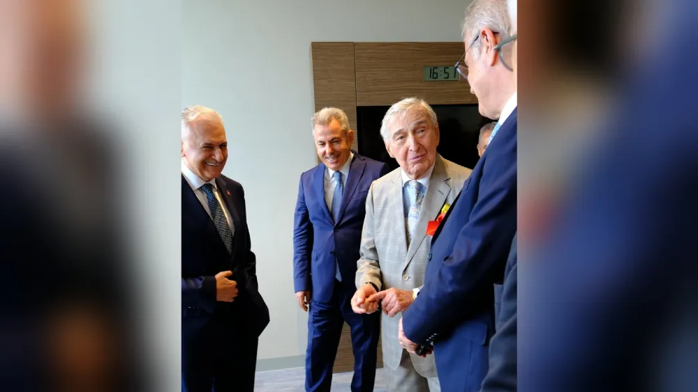 Hakkında soruşturma başlatılan Rahmi Koç özür diledi