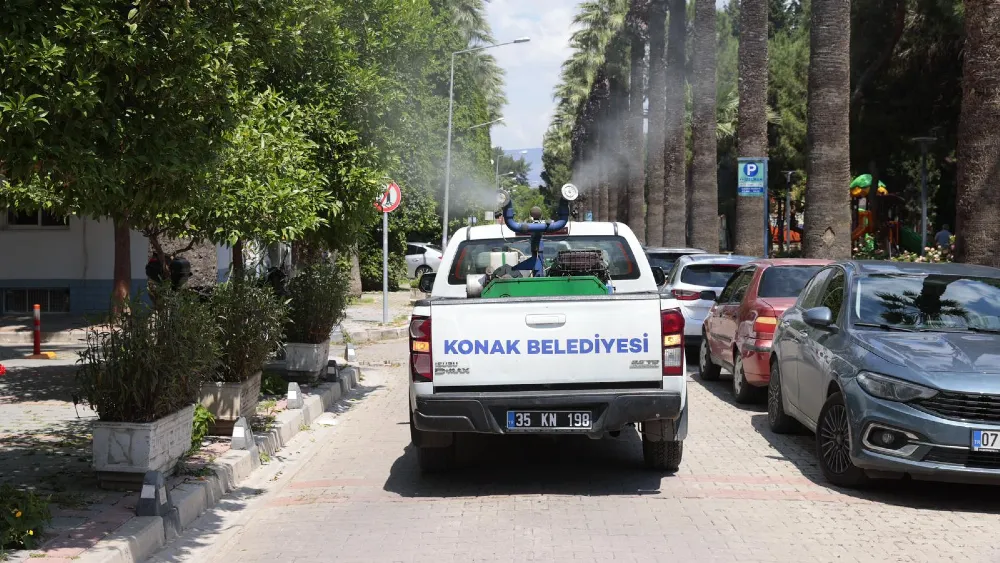 Konak’ta sivrisineklere karşı ilaçlama seferberliği