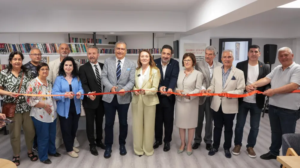 Konak’ta iki Cumhuriyet Kütüphanesi daha hizmete açıldı