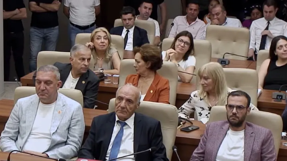Balçova’da Selahattin Yıldız ilk turda başkan vekili seçildi: Görevi emanet olarak alıyorum