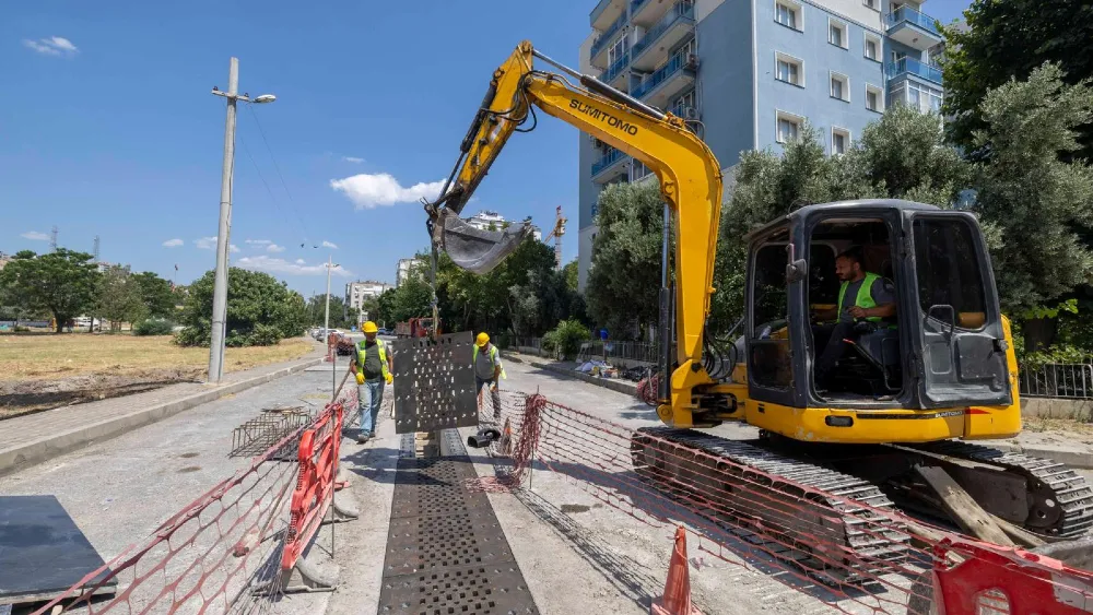 İzmir’de altyapı çalışmaları hızlandı 