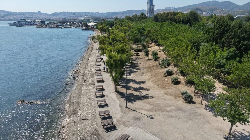 İnciraltı Kent Ormanı’na Büyükşehir’den yenileme adımı