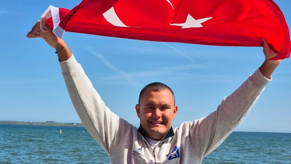 İzmirli Tuna, Okyanus Yedilisi hedefine dev bir kulaç daha attı
