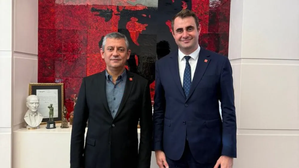 YENİ Parti’den İzmir’de toplu geçiş hamlesi