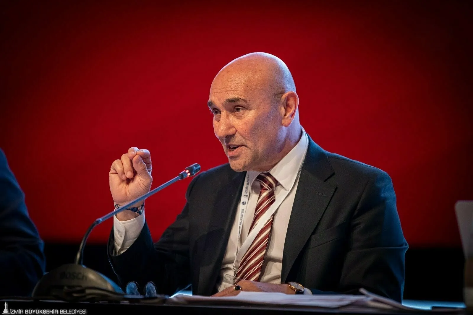 Tunç Soyer