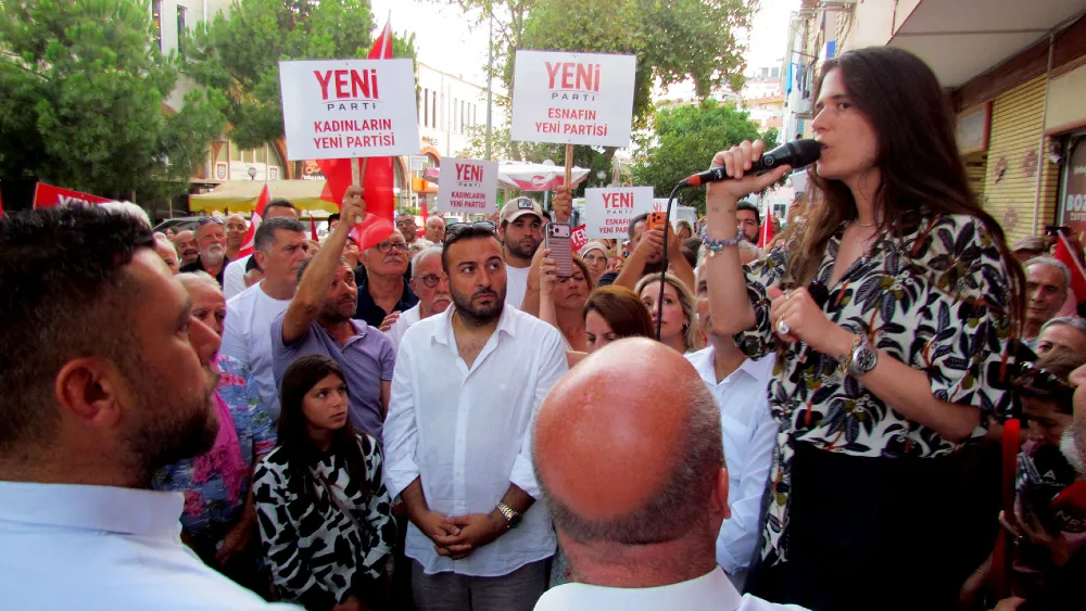 Çeşme’de toplu istifa