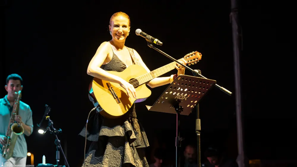  Çim Konserleri İzmirlileri müzikle buluşturuyor