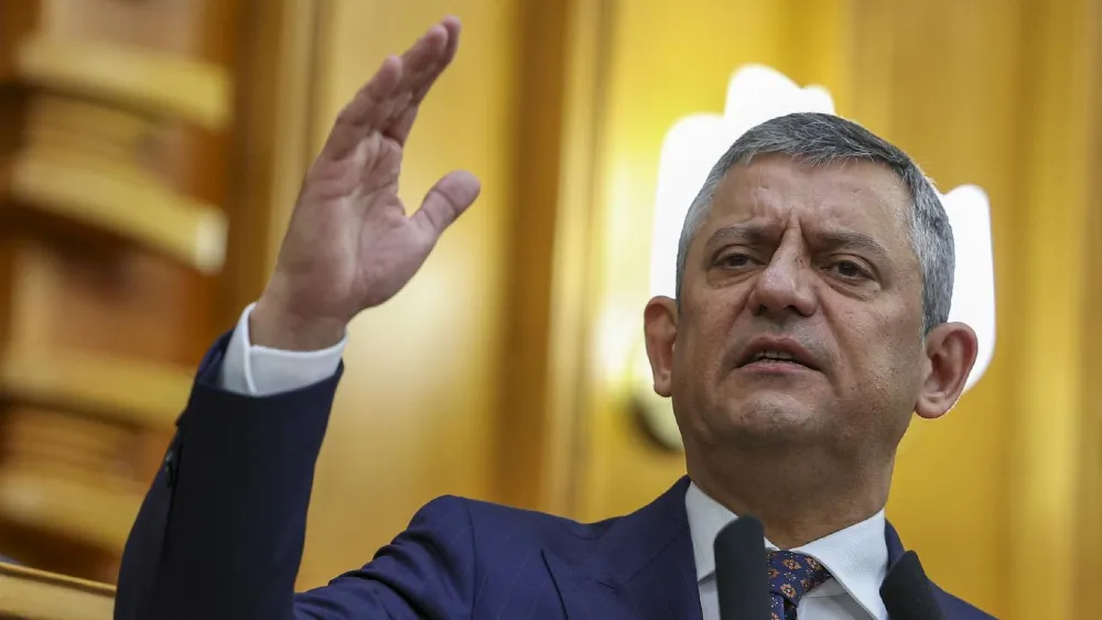 Özel'den '2027 Nisan' mesajı!