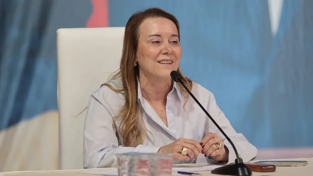 Başkan Mutlu, istifa etti, Yeni Parti’ye katılıyor… 19 Meclis üyesi de sırada…
