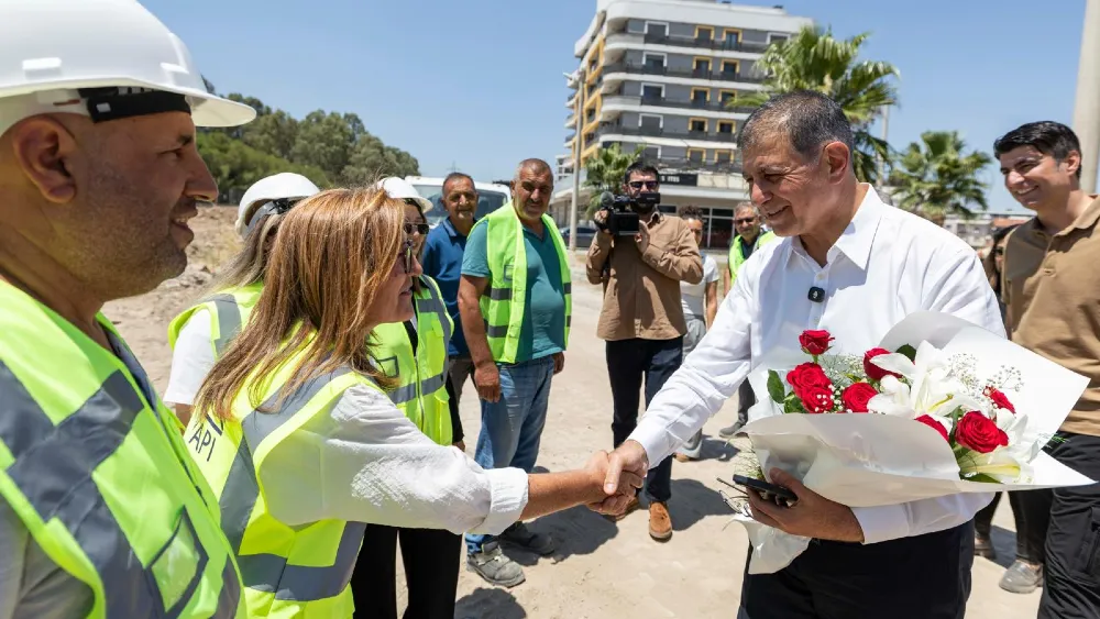 Başkan Tugay'dan Balatçık mesajı: Göz boyayan değil, sorun çözen işler yapıyoruz