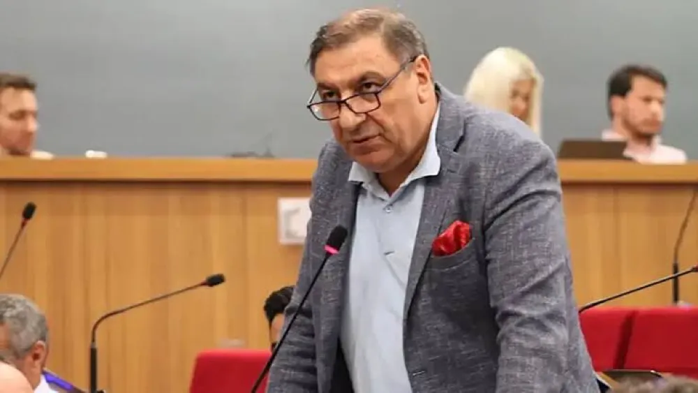 AK Parti Meclis Üyesi Boztepe’den çıkış: Foça’nın en büyük sorunu günübirlikçiler