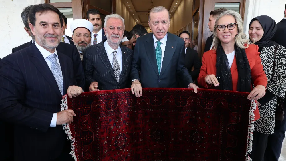 Cumhurbaşkanı Erdoğan, Bölünmez Vakfı'nın konuğu oldu