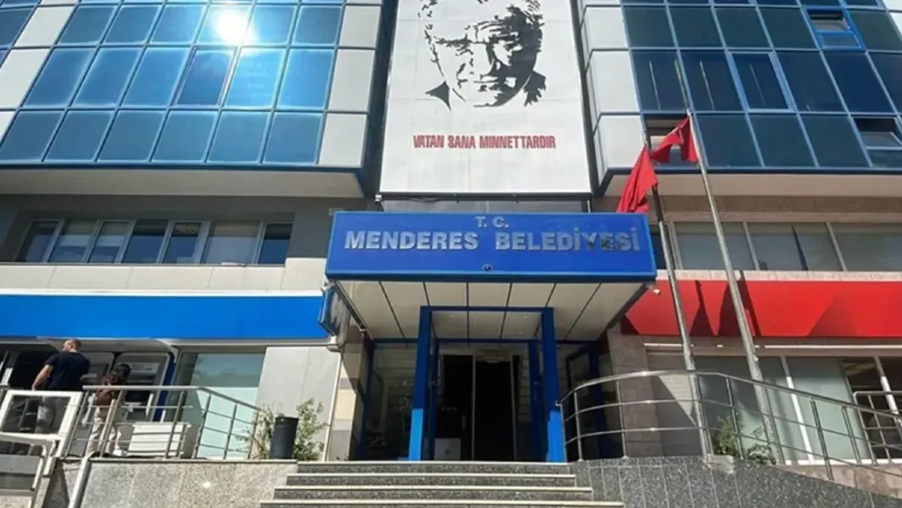 Menderes'te 4 adaylı seçimde nefesler tutuldu