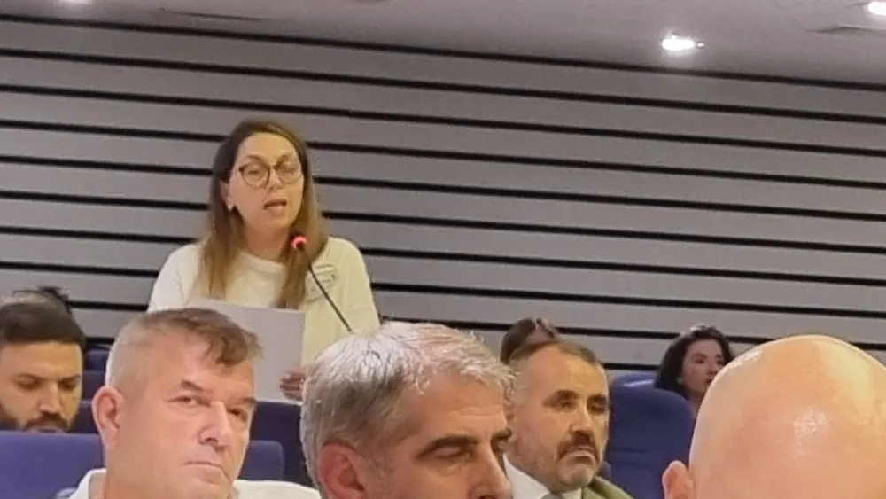 AK Partili Sevil’den borç tepkisi: Buca Belediyesi’nde ödeme iradesi görmüyoruz