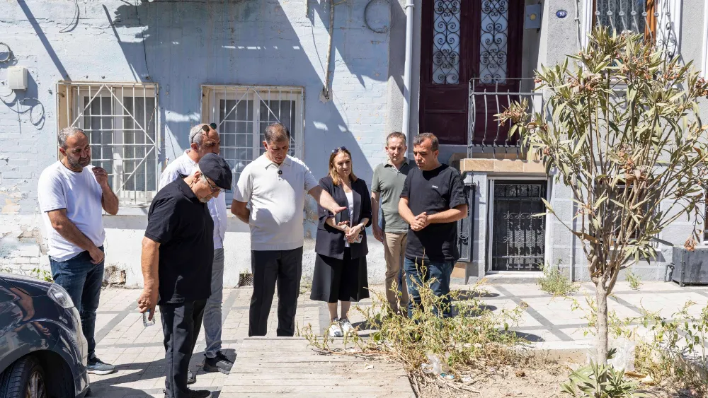 Başkan Tugay’dan Basmane’nin asırlık mirasına el izi