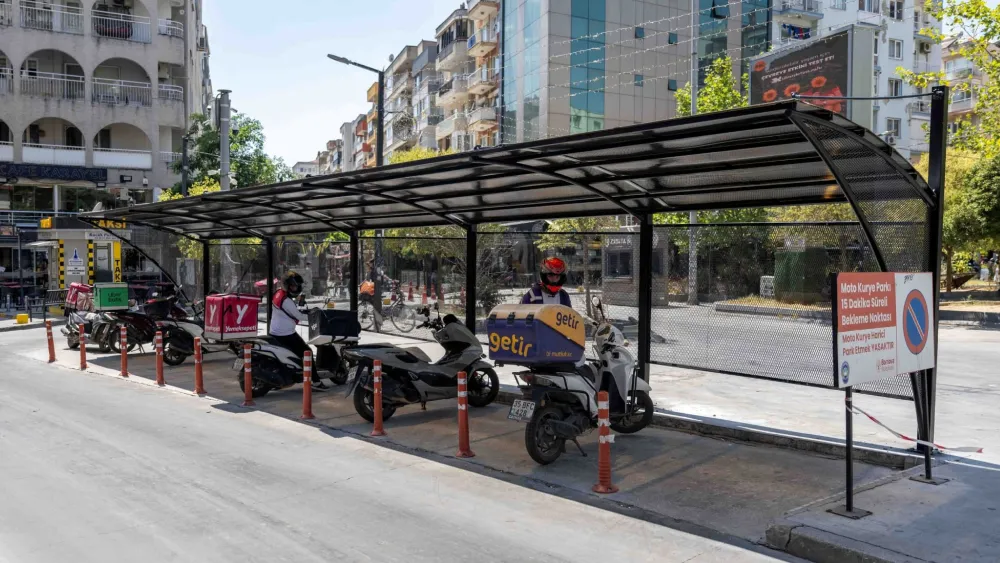 Bornova’da ‘Güneş ve Yağmur’a Kalkan