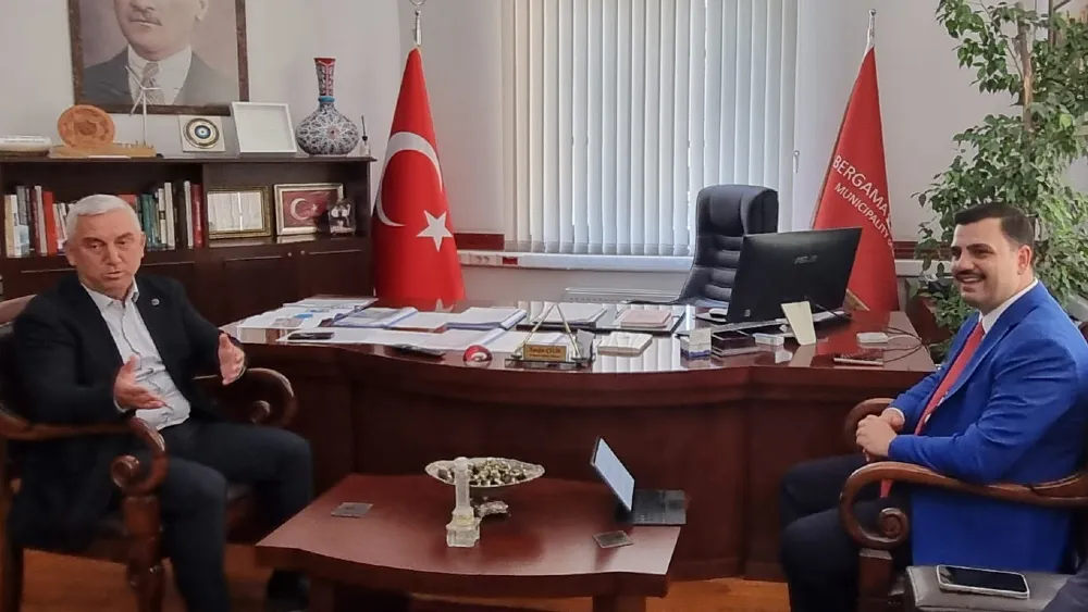 AK Partili İnan, ‘Siyasette rakibiz ama düşman değiliz’ dedi, Bergama’ya 144 milyon liralık kredi desteğini açıkladı