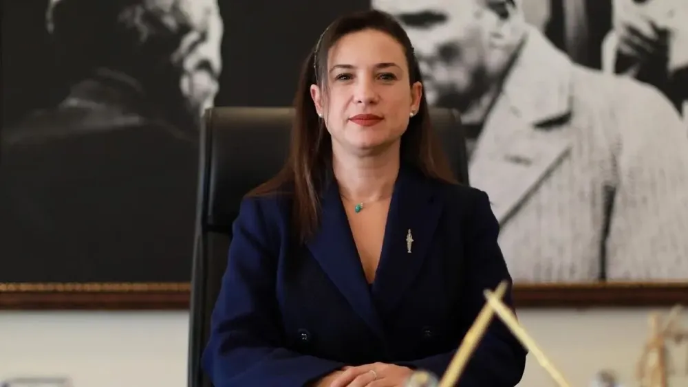 Efes Selçuk Belediyesi’nden üniversiteye adım atacak gençlere destek
