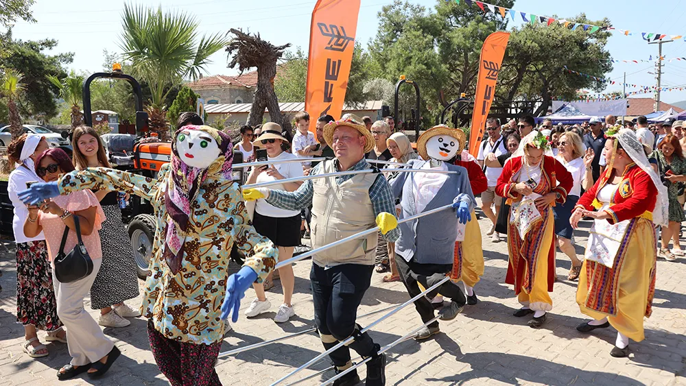Urla Barbaros’ta 10’uncu Oyuk Festivali coşkusu