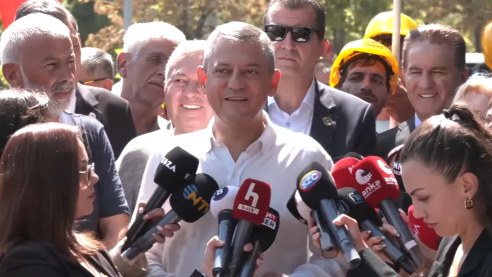 Özgür Özel’den Menderes açıklaması: Beni kayyumsu mekanizmalarla, butlansı organizmalarla muhatap etmeyin!