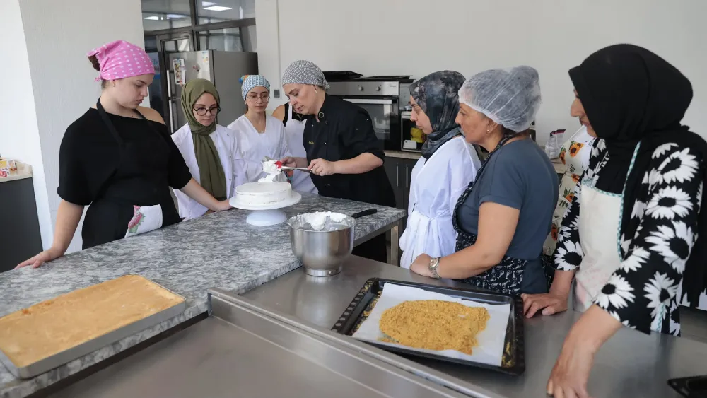 Konak’ın en ‘tatlı’ kursu çok sevildi