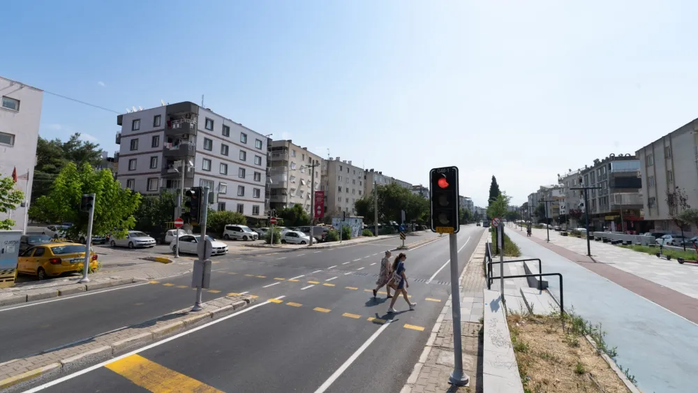 2 milyar liralık yatırımla İzmir yollarında büyük yenileme
