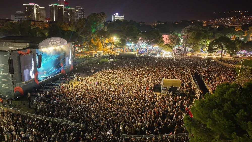 İEF’de Çim Konserleri rüzgarı esecek