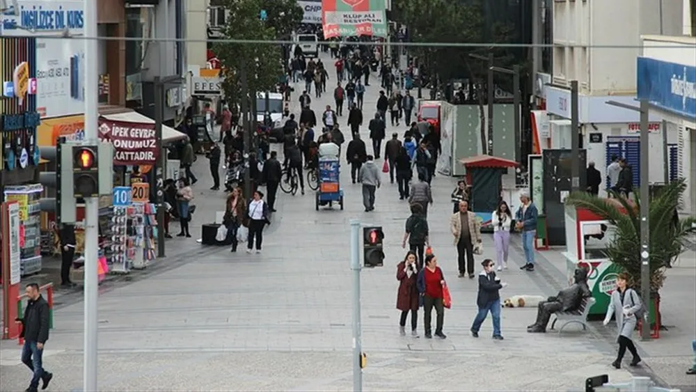 Karşıyaka Çarşı’daki düzenleme meclis gündeminde