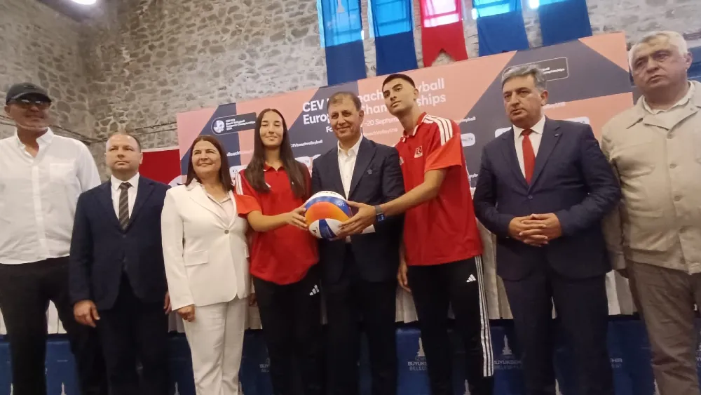 Foça U18 Plaj Voleybolu Avrupa Şampiyonası için geri sayım başladı