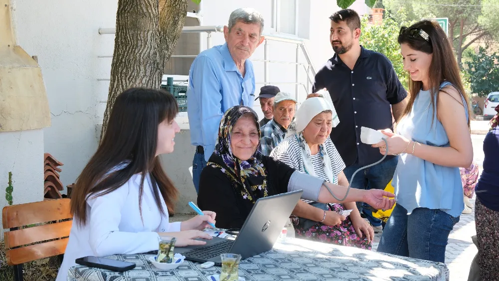 Menemen Belediyesi’nden örnek sağlık hizmeti