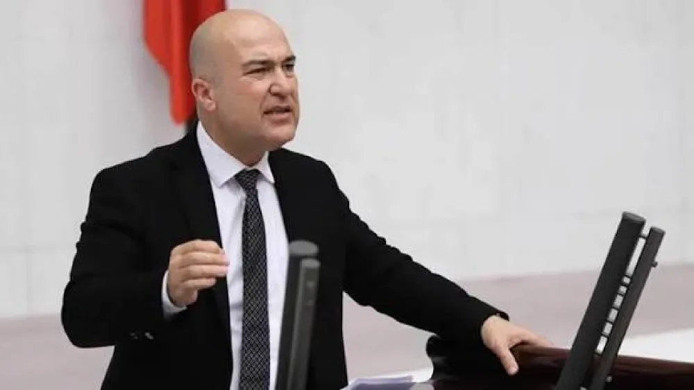 Yeni Partili İznir Milletvekili Murat Bakan'dan 'WhatsApp yazışmaları' için suç duyurusu!