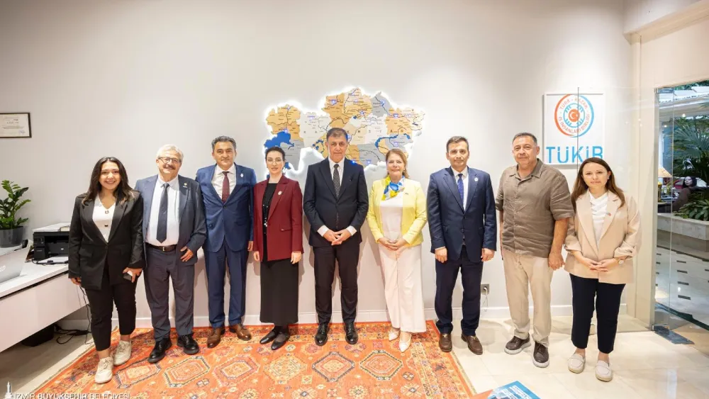 Başkan Tugay'dan Kazakistan iş dünyasına İzmir daveti