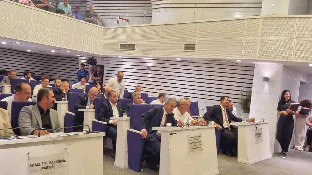 Buca Belediyesi'nde önergeler komisyonlara havale edildi