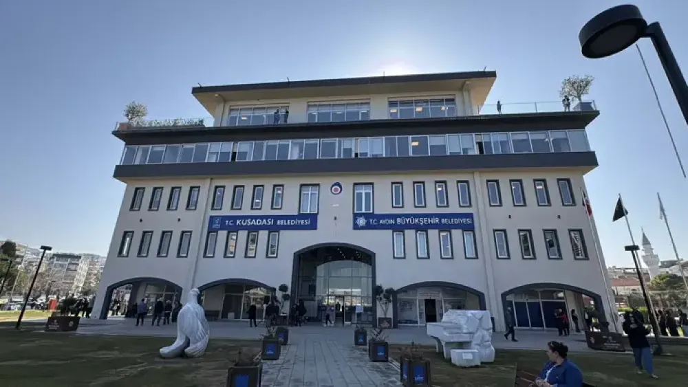 Kuşadası Belediyesi'ne şok: 21 gözaltı kararı