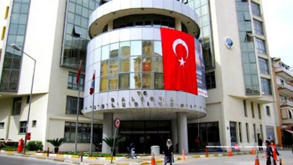 Balçova Belediyesi'nde CHP'den tek fire