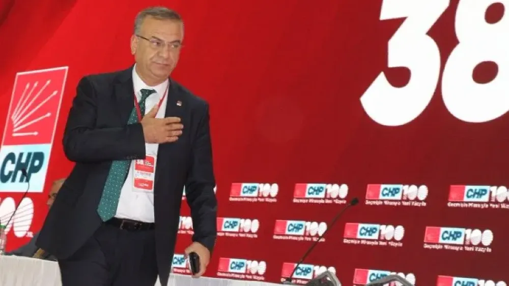 İzmirli eski başkana CHP genel merkezde görev