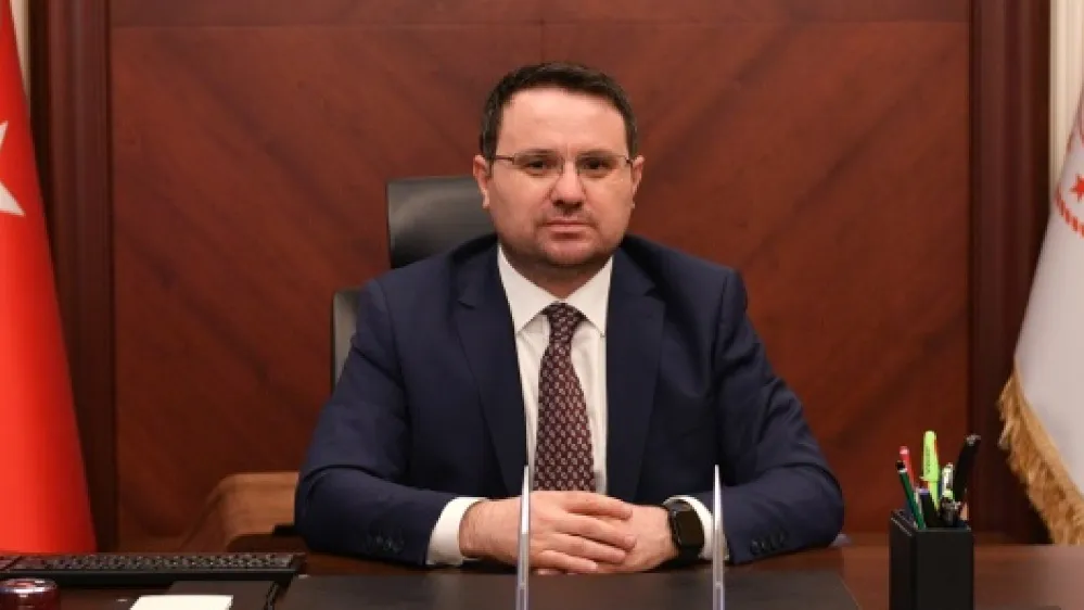 Bakan Gürlek'in duyurduğu 'ALO 135' uygulaması bugün başlayan adli yılda hayata geçiyor