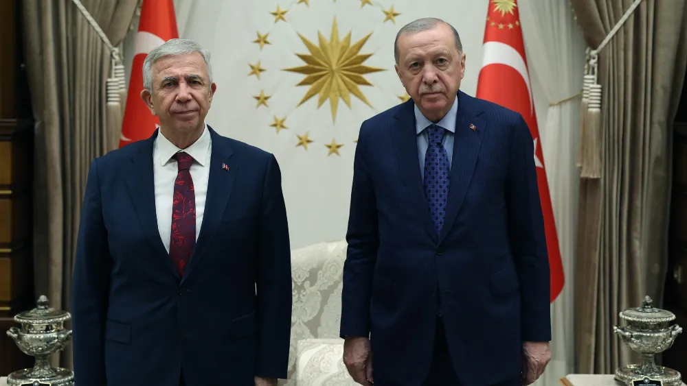 Cumhurbaşkanı Erdoğan ile görüşen Mansur Yavaş CHP ve YENİ Parti’den gelen tepkiler sonrası rest çekti: Gereğini yaparım!