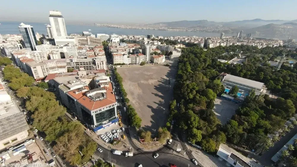 İzmir Büyükşehir Belediyesi’nden "Basmane Çukuru" hamlesi: 40 yıllık düğüm çözülüyor