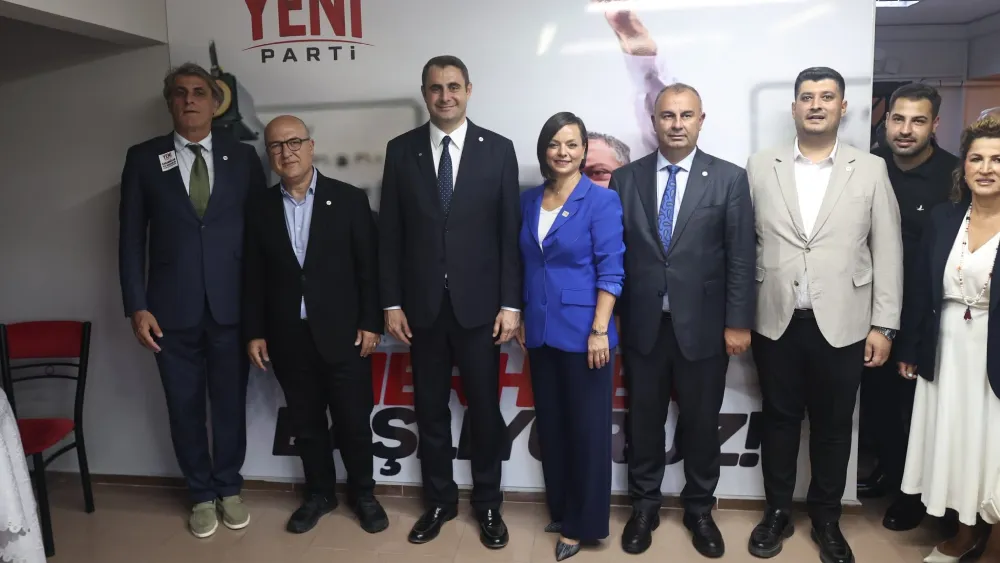 YENİ Parti’den Karabağlar’da gövde gösterisi: "İktidara Mahalle Mahalle Hazırlanıyoruz"