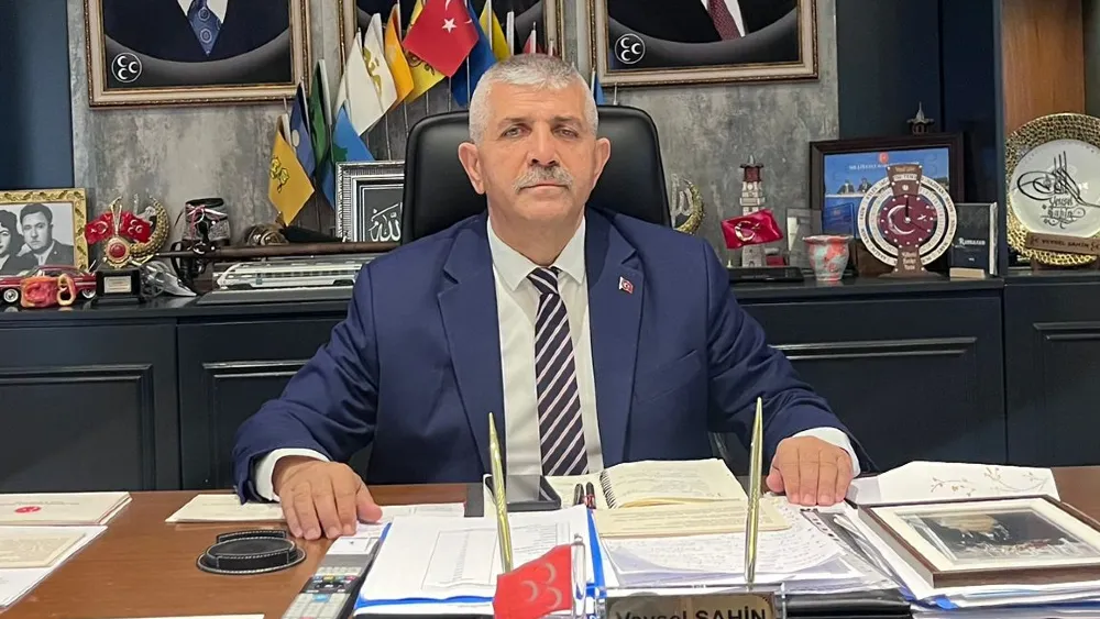 MHP İzmir'de Veysel Şahin güven tazeledi