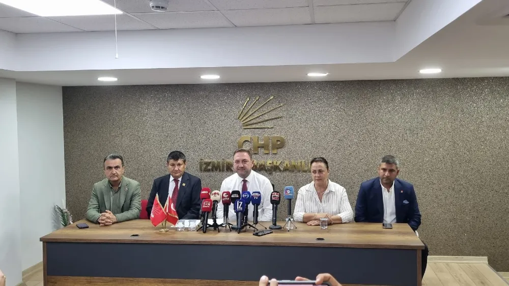 Gümrükçü’den parti içi istifa yorumu: Mayın tarlasında yürüyoruz
