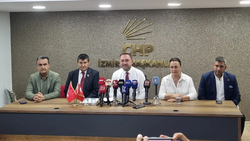 Gümrükçü’den Özgür Özel yönetimine sert "Foça" eleştirisi: "İzmir ve İstanbul kaybedilme noktasına geldi!"