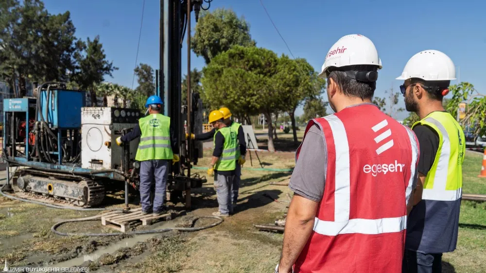   Başkan Tugay’ın “Dirençli İzmir” hedefinde yeni aşama: Konak ve Bayraklı’da saha çalışmaları başladı