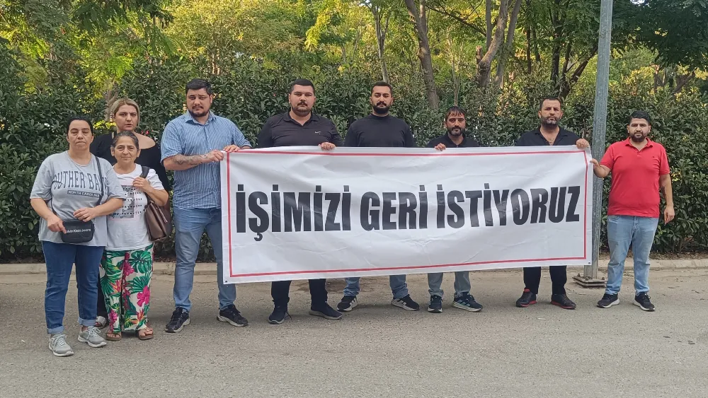 İzmir’de protestoların dozu artıyor: İşten çıkarılan işçiler Büyükşehir Belediyesi önünde oturma eylemine başlıyor