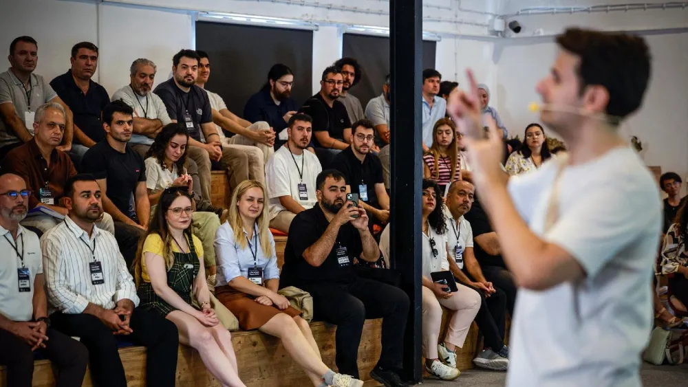 İzmir’de yapay zeka için yeni iş birlikleri