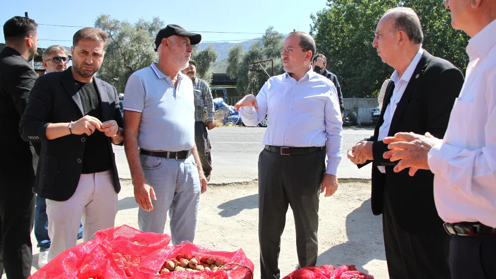 AK Partili Kırkpınar Bayındır ve Tire'de sahaya indi: Planlı tarım şart