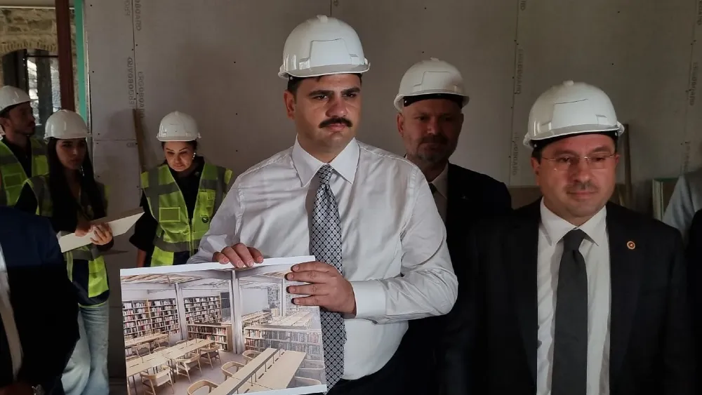 AK Partili İnan, tarihi binada Özgür Özel’e yüklendi: İzmir'e sorumluluğu varsa gençlerden özür diler