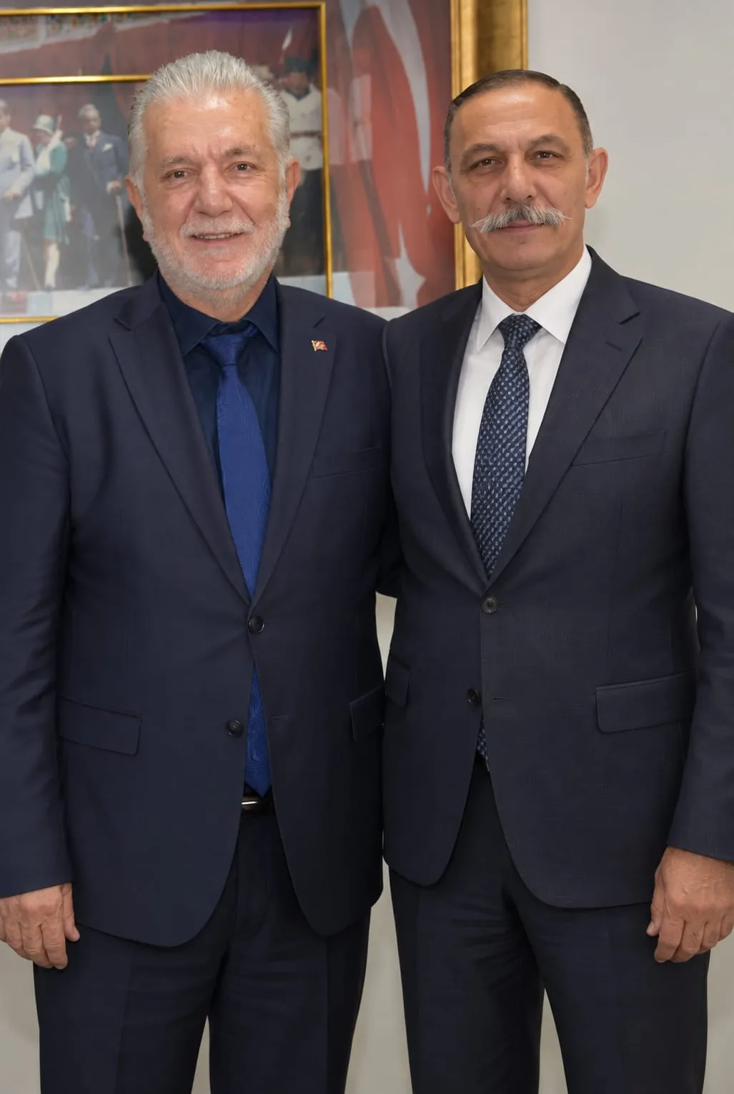 İzmir Kuru Kahveciler, Kuru Yemişçiler ve Baharatçılar Odası Başkanı İlyas Gönen, katkılardan dolayı İESOB Başkanı Yalçın Ata’ya teşekkür etti.